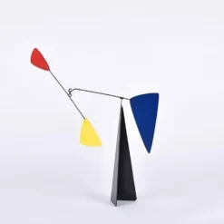 Berlin Metal Standing Mobile