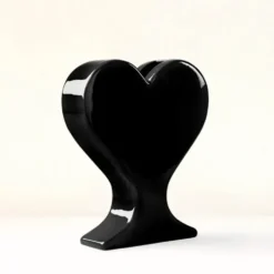 Black Heard Vase