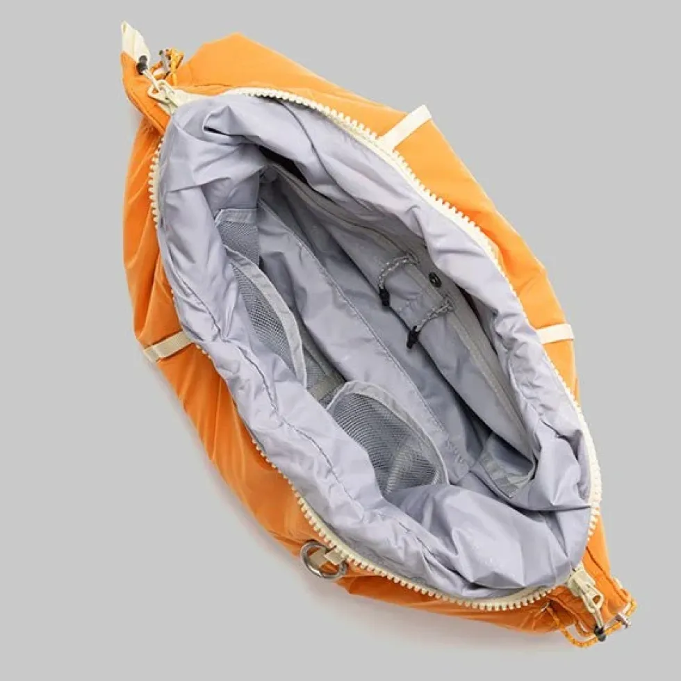 Cloud Hobo Medium Burn Orange Silky Peach