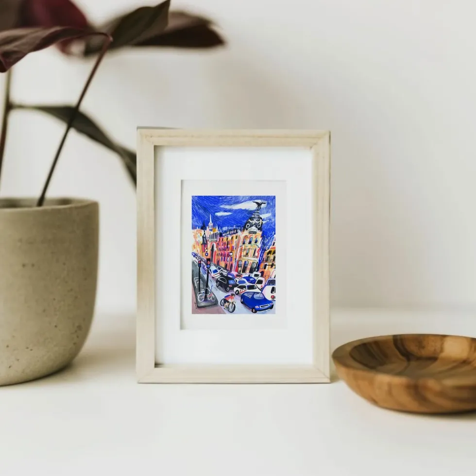 Edificio Metrópolis Blue Giclée Print