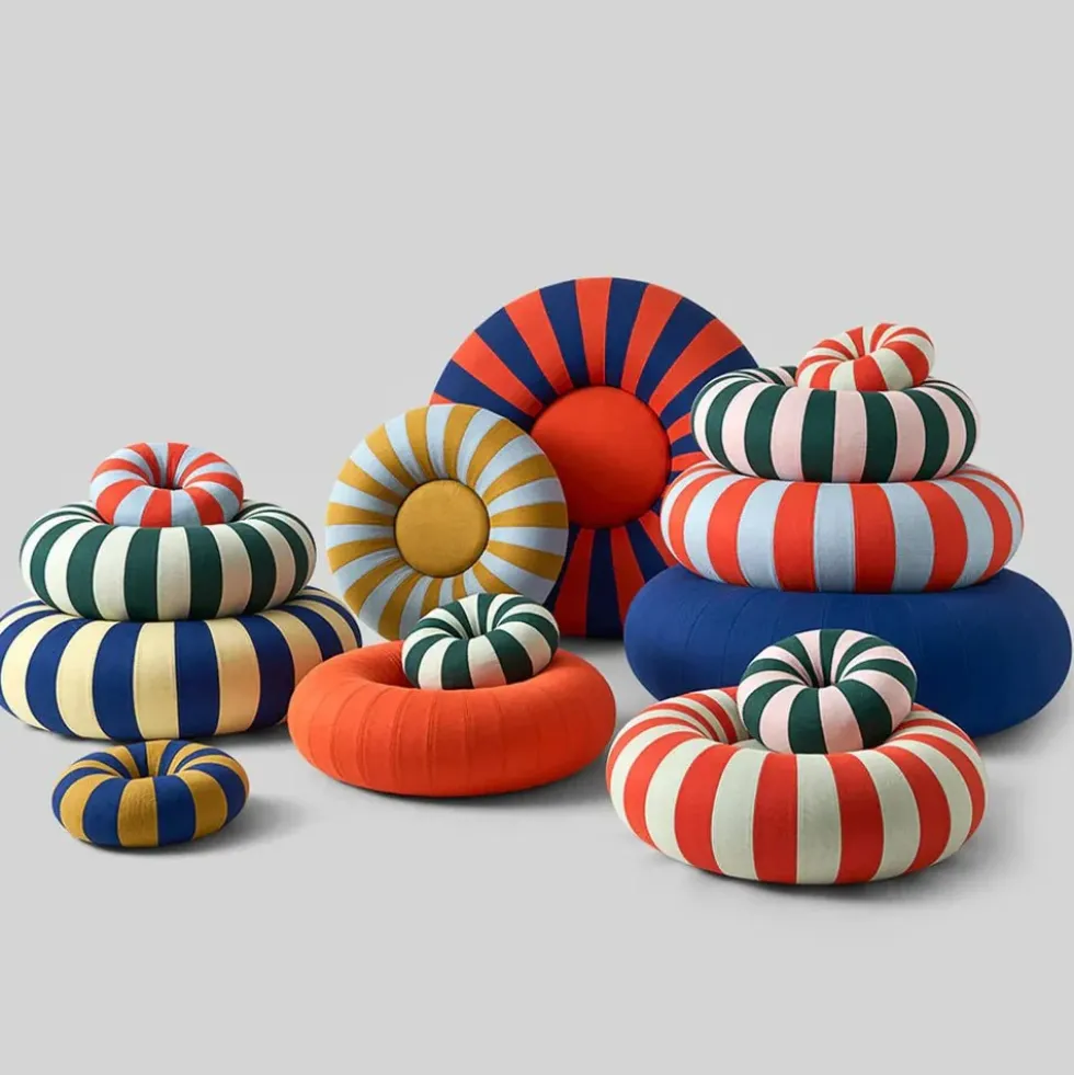 Float Pillow Blue / Red