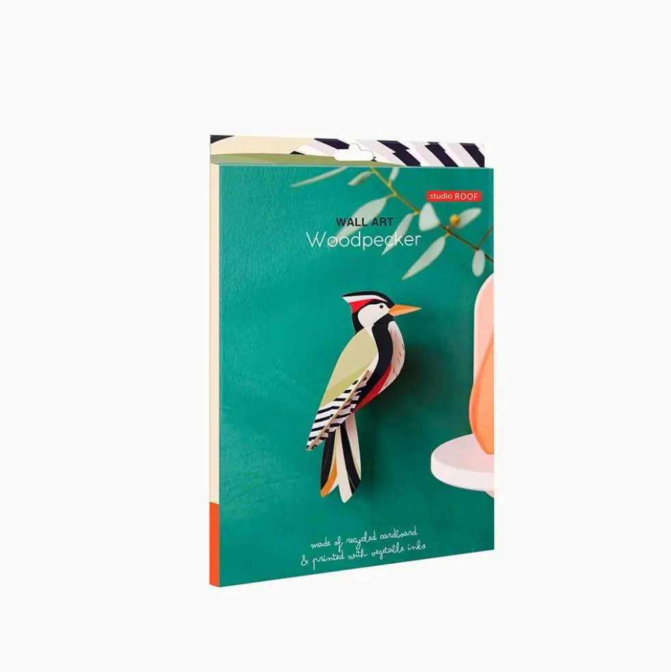 Garde Bird Woodpecker