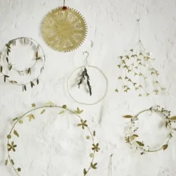 Iron Mistletoe Ant. Brass