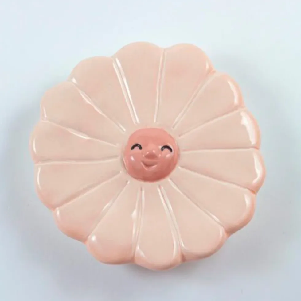 Large Margarito Flower with Pink Petals