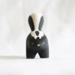 Pole Pole Wooden Animal Skunk