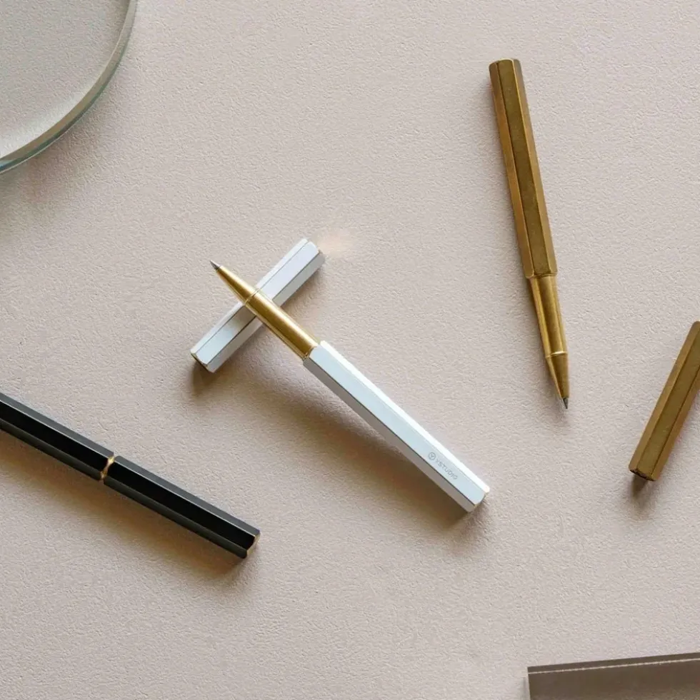 Rollerball Pen Revolve - Classic White