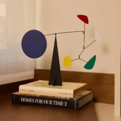 Roma Móvil de Mesa Metálico