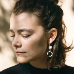 Sara Earrings