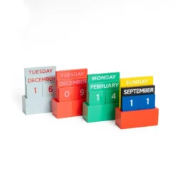 Small Full Color Glossy Green Perpetual Calendar