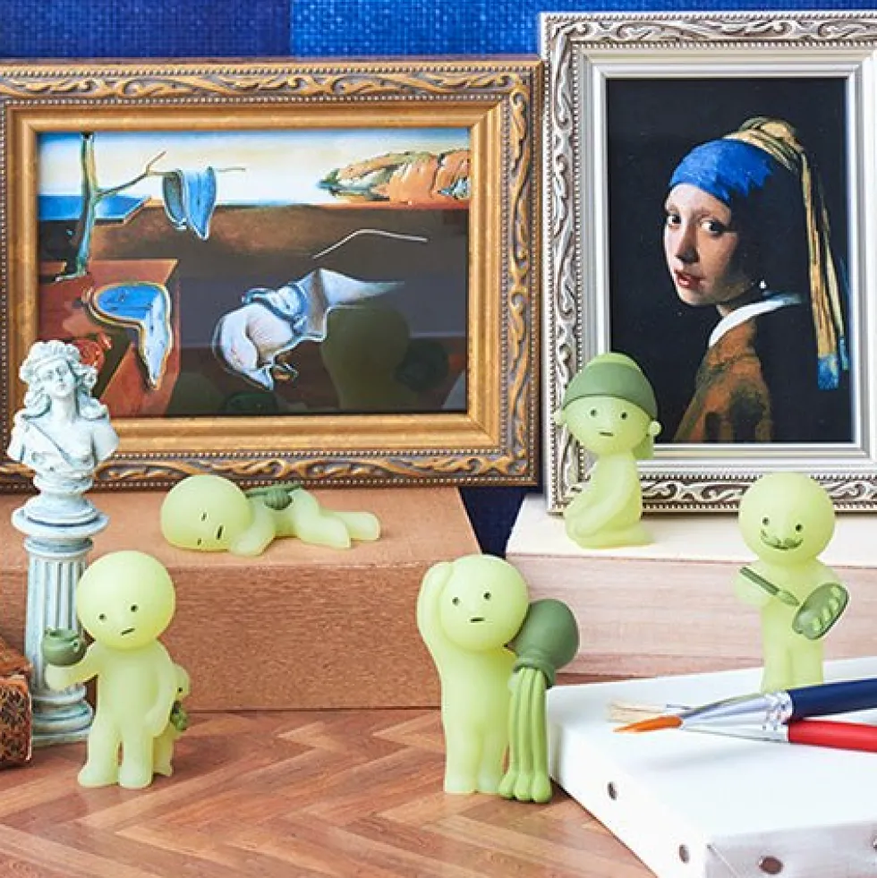 Smiski Glow in the Dark Museum Series