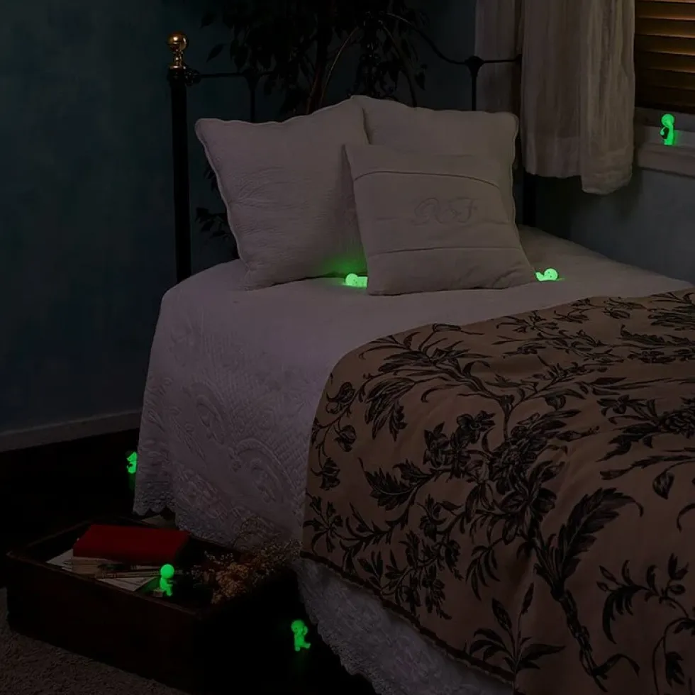 Smiski Glow in the Dark Museum Series
