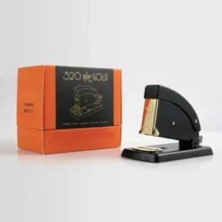 Stapler 520 Gold Black