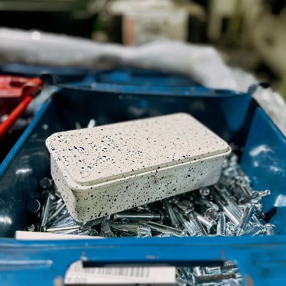 Toolbox T-190 White Indigo