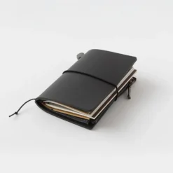 TRAVELER’S notebook Card Size 20th Anniversary Set Black