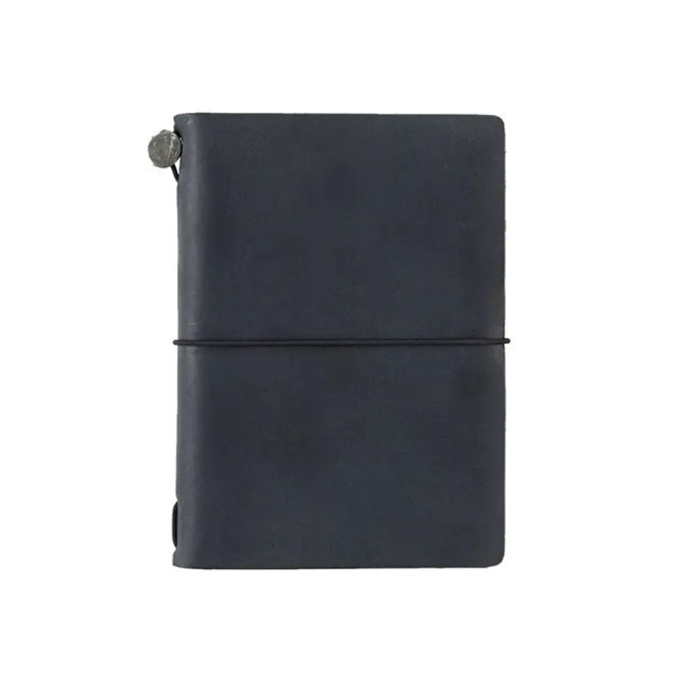 TRAVELER'S notebook - Tamaño Pasaporte Negro