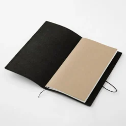 TRAVELER'S notebook - Tamaño Regular Negro
