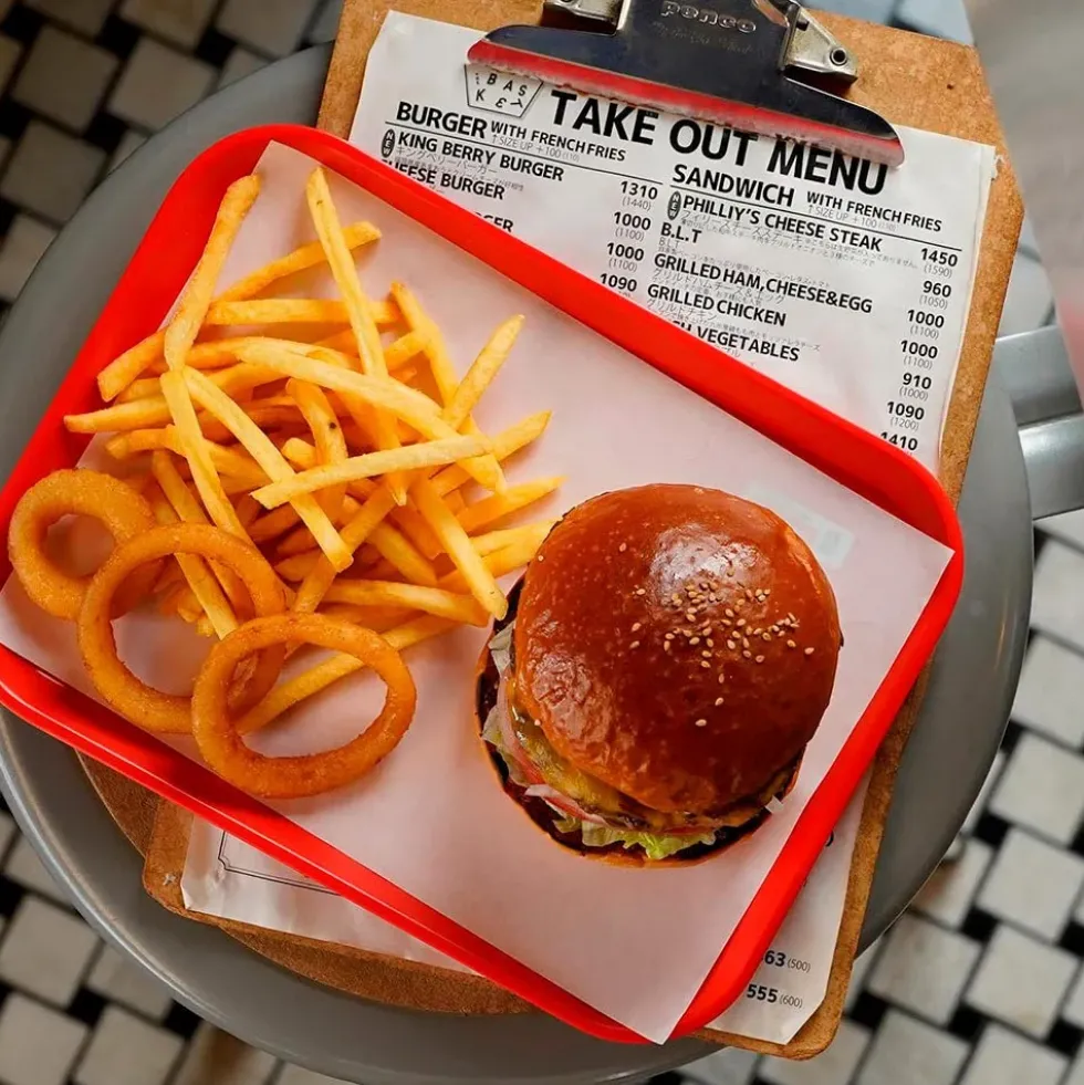 Tray M Red