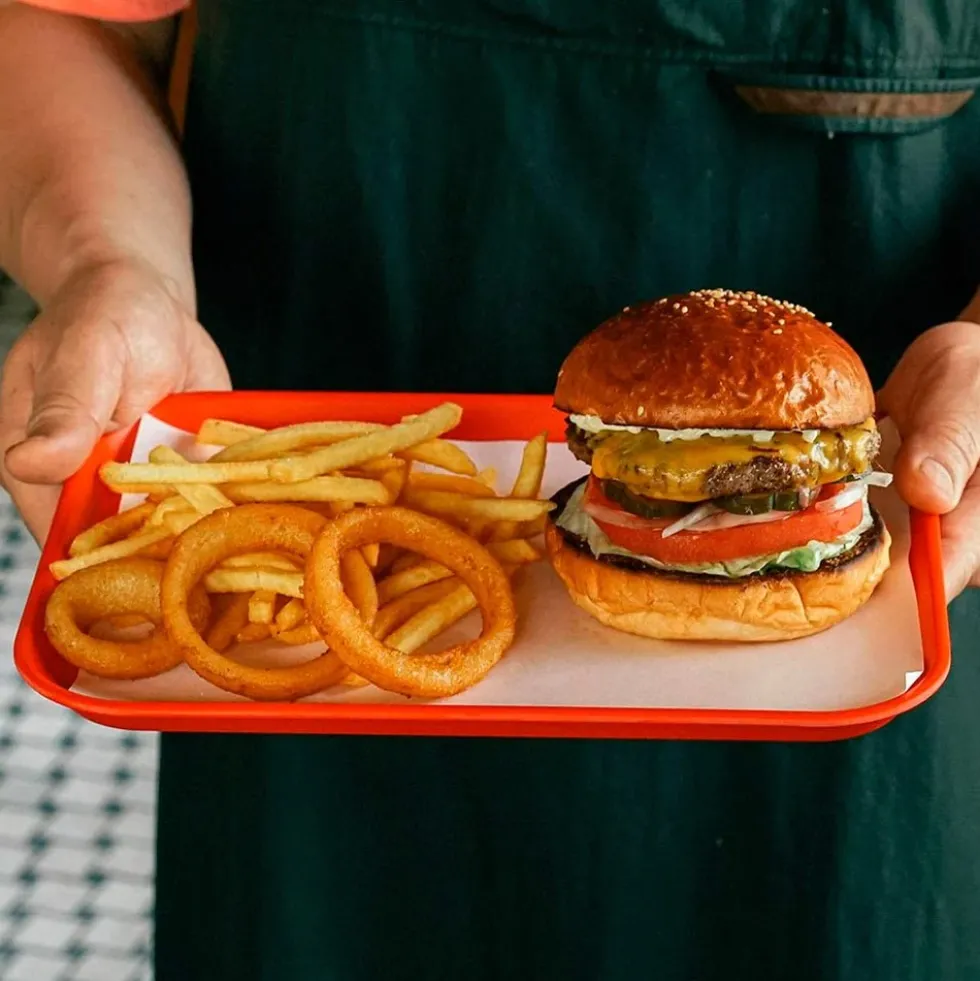 Tray M Red