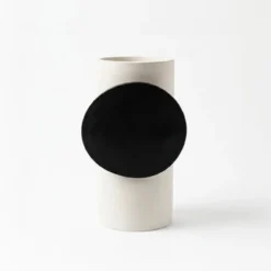 Vase White Circle Black
