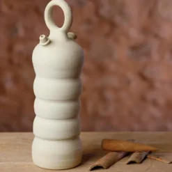 Water Jug Lobulado